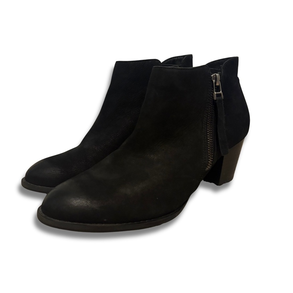 Vionic Sterling Black Ankle Bootie Women 8.5 Suede Leather Zip Tassel Block Heel